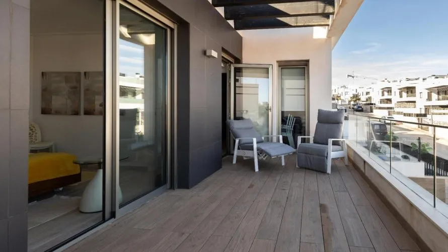 Apartment de 4 chambres à La Florida, Espagne No. 2303 № 22