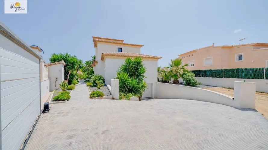 Villa de 5 chambres à Calpe, Espagne No. 1790 № 4