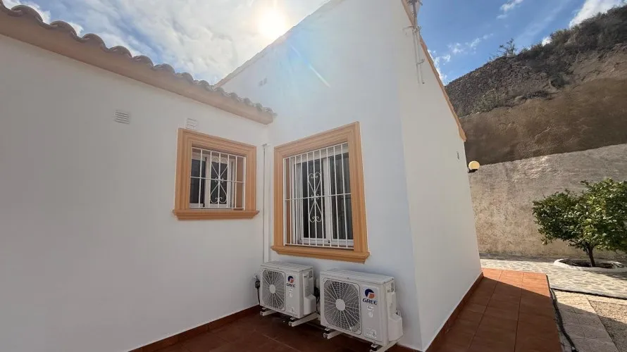 Villa de 384m² à Calpe, Espagne No. 1519 № 19