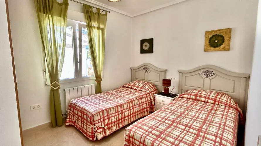 Villa de 5 chambres à Ciudad Quesada, Espagne No. 2359 № 13