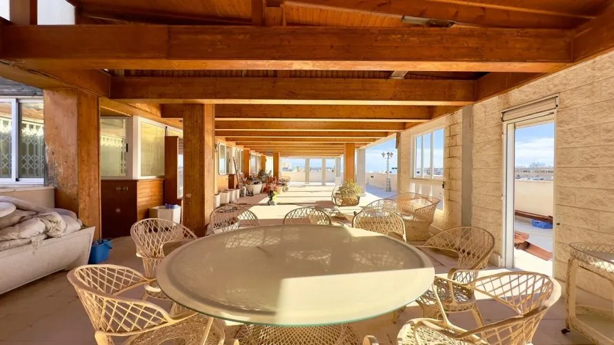 Penthouse de 2 chambres à Torrevieja, Espagne No. 2243 № 27