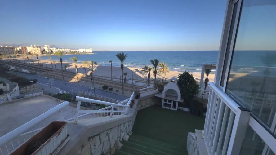 Apartment de 3 chambres à El Campello, Espagne No. 2084