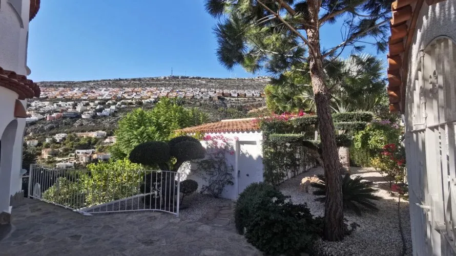 Villa de 4 chambres à Benitachell, Espagne No. 2546