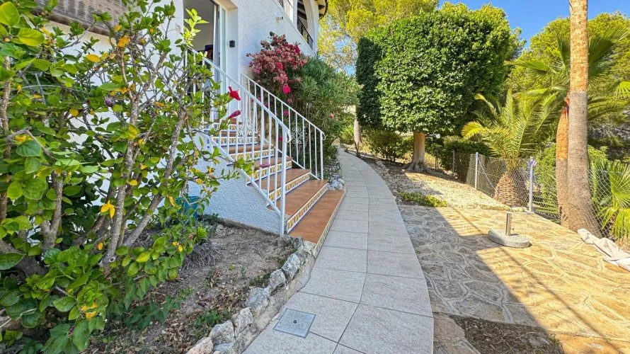 Villa de 3 chambres à La Nucia, Espagne No. 2613 № 12
