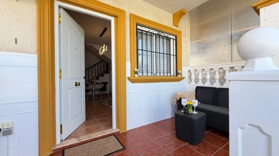 House de 3 chambres à Alicante, Espagne No. 2374 № 7