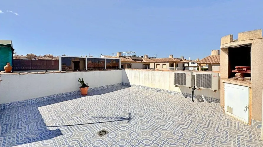Bungalow de 2 chambres à La Zenia, Espagne No. 2168 № 21