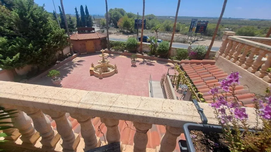 Commercial property de 871m² à La Zenia, Espagne No. 1459 № 13