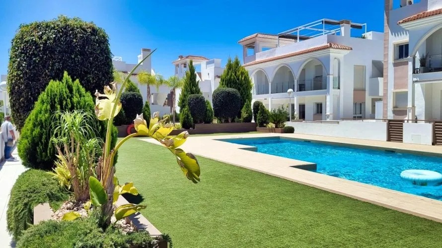 Bungalow de 2 chambres à Ciudad Quesada, Espagne No. 1945 № 1