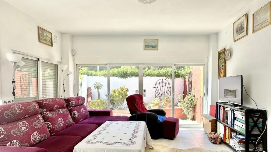 Villa de 4 chambres à L'Alfàs del Pi, Espagne No. 1799 № 1
