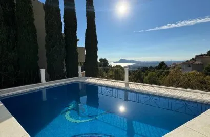 Villa de 500m² à Altea, Spain No. 2440