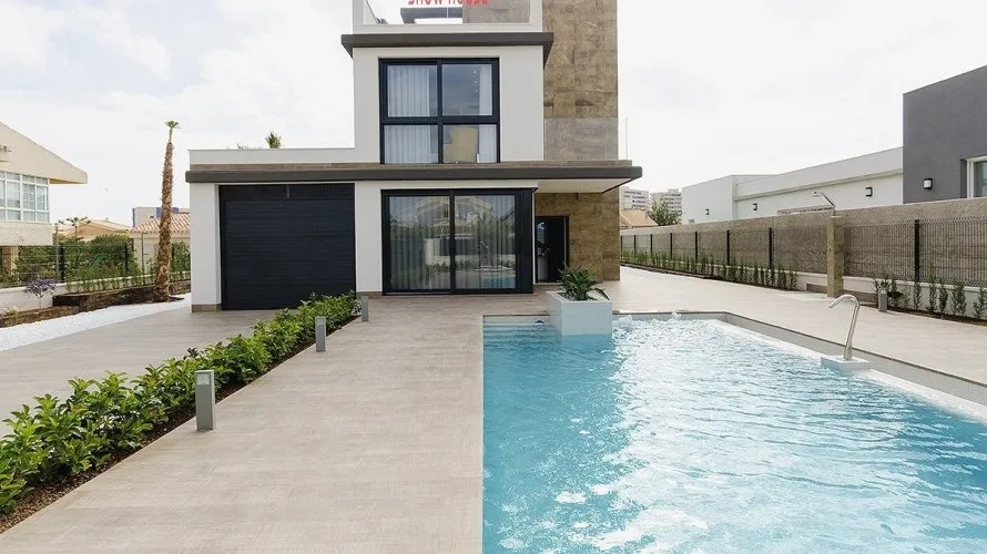 Villa de 4 chambres à Playa Honda, Espagne No. 1616 № 26