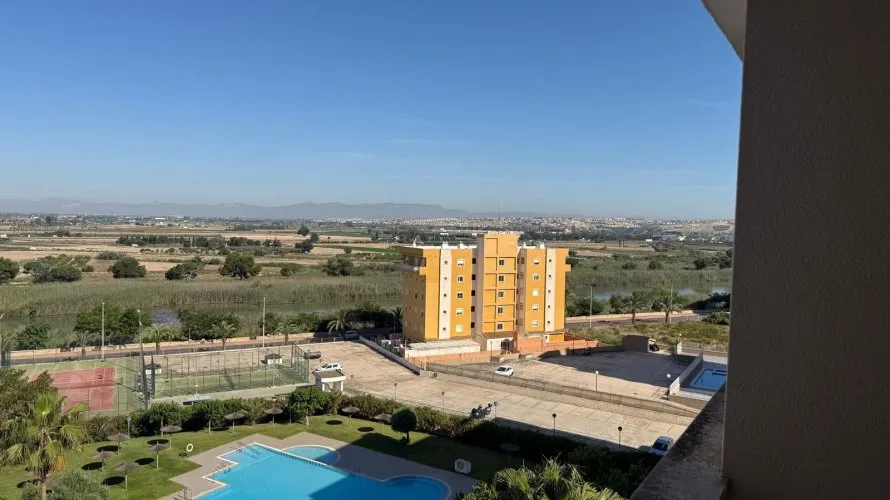 Apartment de 2 chambres à Guardamar del Segura, Espagne No. 2685 № 26