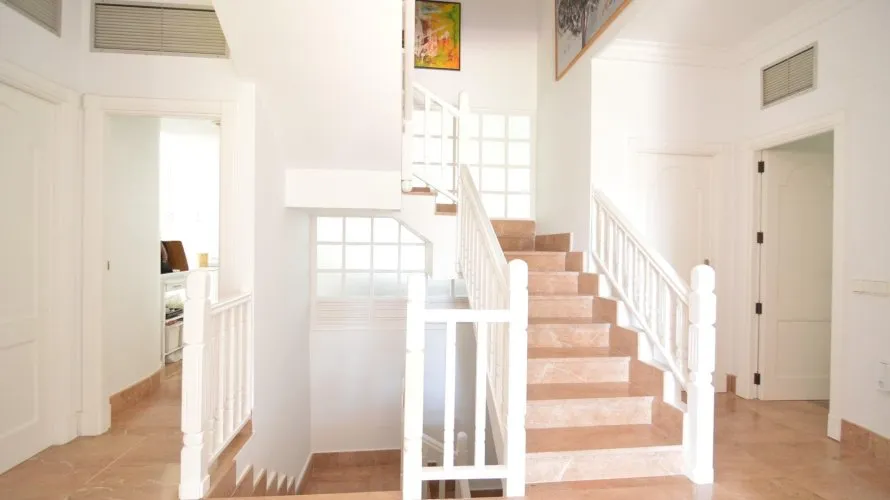 Villa de 4 chambres à Torrevieja, Espagne No. 1477 № 19