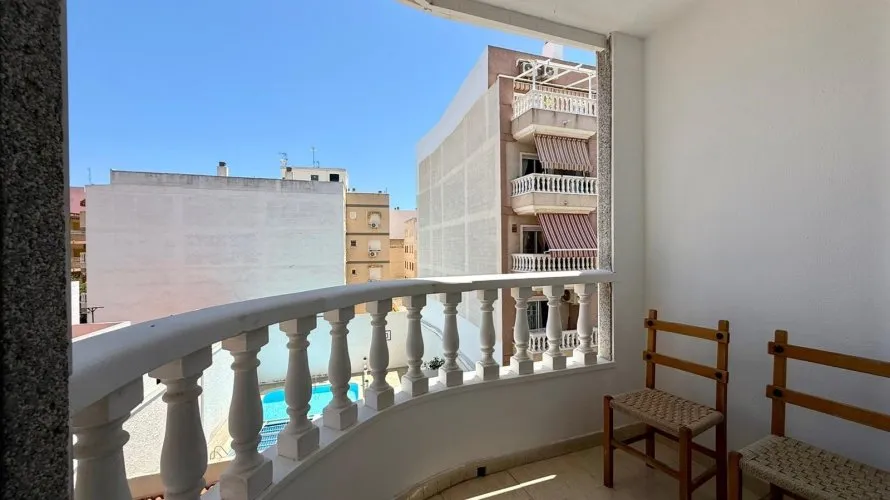Apartment de 2 chambres à Torrevieja, Espagne No. 2724 № 4