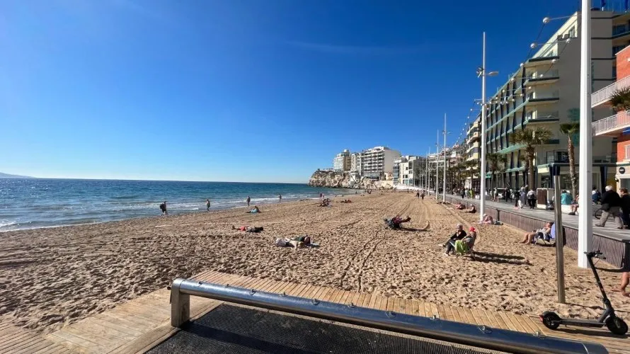 Commercial property de 347m² à Benidorm, Espagne No. 1869 № 23