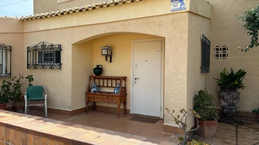 Villa de 4 chambres à Torrevieja, Espagne No. 2077 № 2
