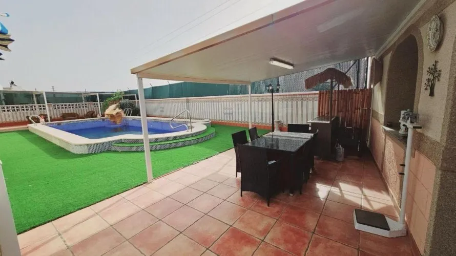 Villa de 5 chambres à Torrevieja, Espagne No. 2065 № 6