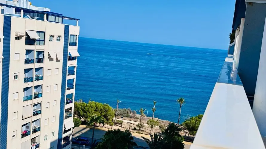 Penthouse de 2 chambres à Villajoyosa, Espagne No. 1547 № 1