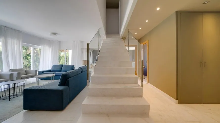 Villa de 4 chambres à Albir, Espagne No. 1893 № 1