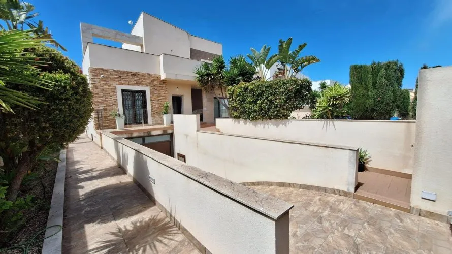 Villa de 2 chambres à Torreblanca, Espagne No. 2372 № 26