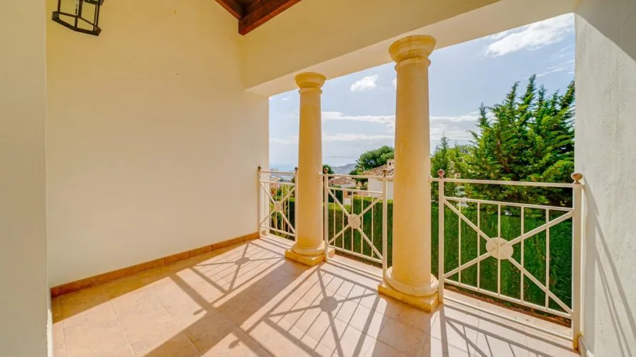 Villa de 4 chambres à Finestrat, Espagne No. 1564 № 26