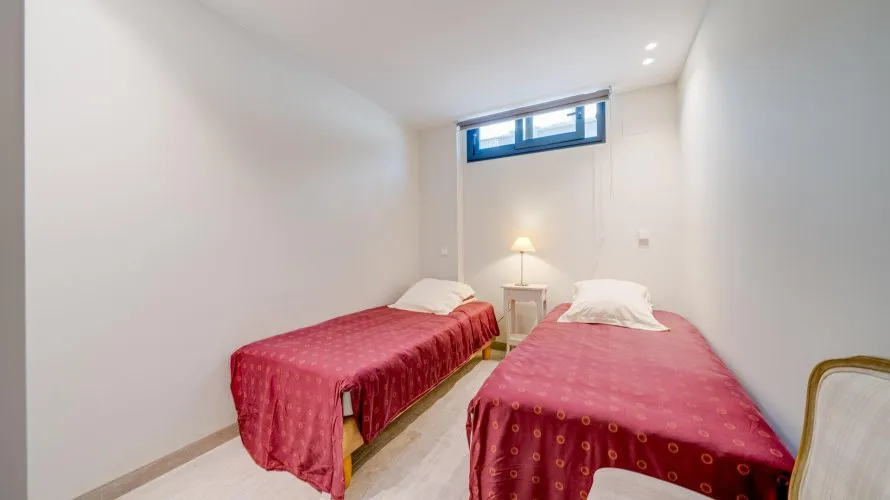 Villa de 5 chambres à Finestrat, Espagne No. 1810 № 19