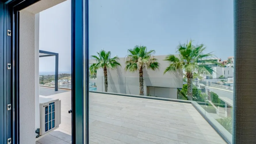 Villa de 5 chambres à Finestrat, Espagne No. 1810 № 14