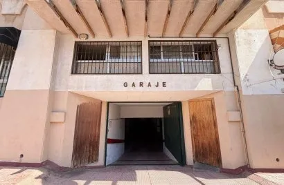 Commercial property de 2800m² à Torrevieja, Espagne No. 2675
