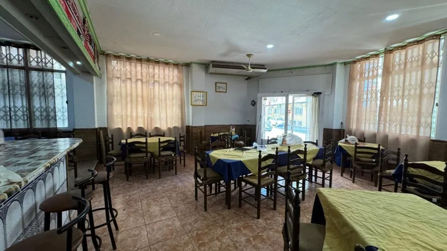 Commercial property de 118m² à Torrevieja, Espagne No. 1483 № 9