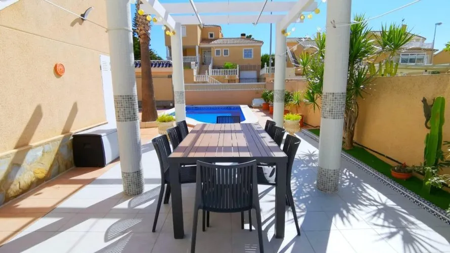 Apartment de 256m² à La Florida, Espagne No. 2029 № 11