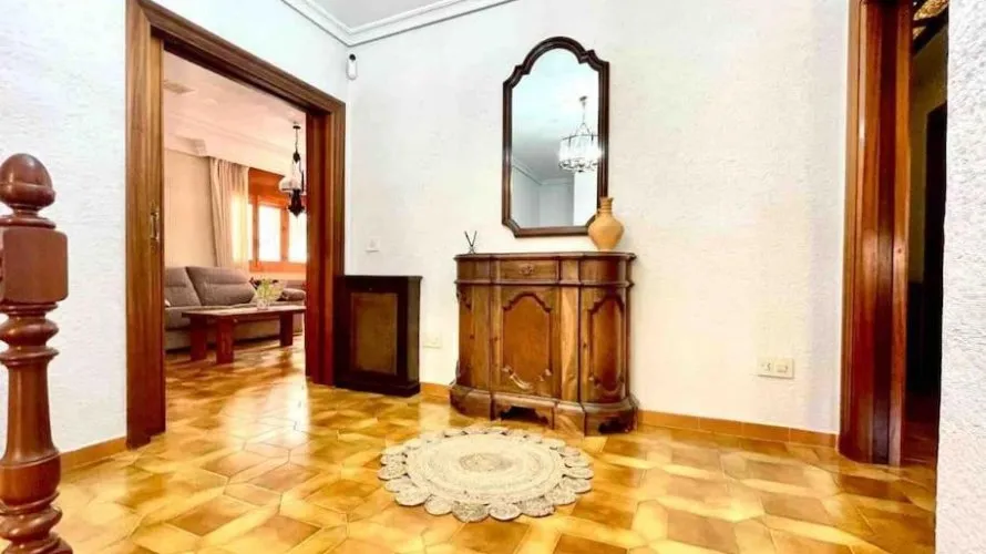 Villa de 4 chambres à Campoamor, Espagne No. 1929 № 16