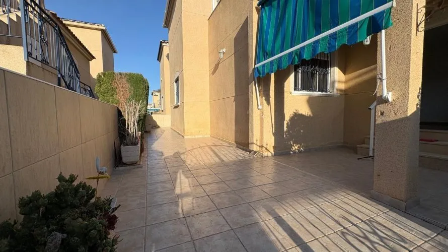 House de 3 chambres à La Florida, Espagne No. 1562 № 20