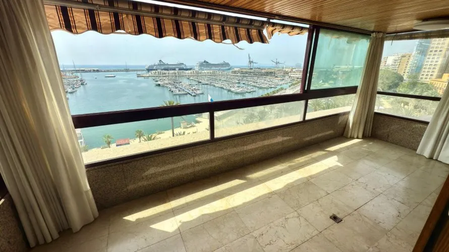 Penthouse de 6 chambres à Alicante, Espagne No. 2092