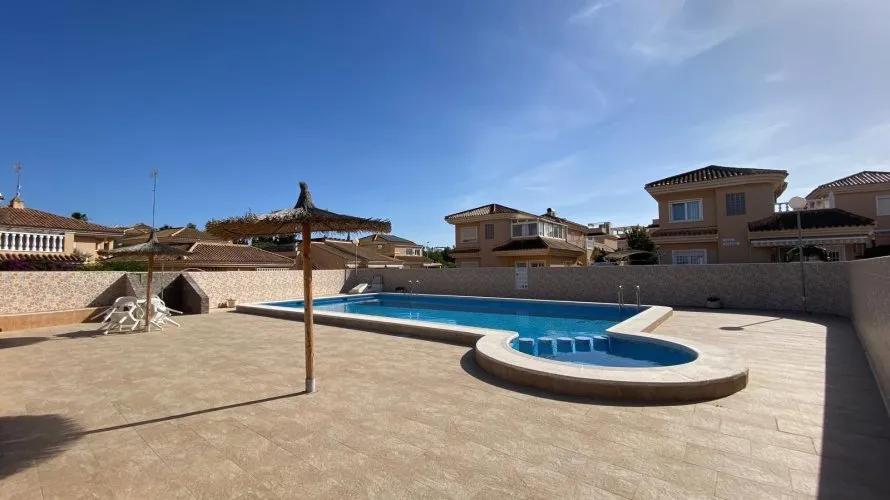 House de 3 chambres à Alicante, Espagne No. 2270 № 16