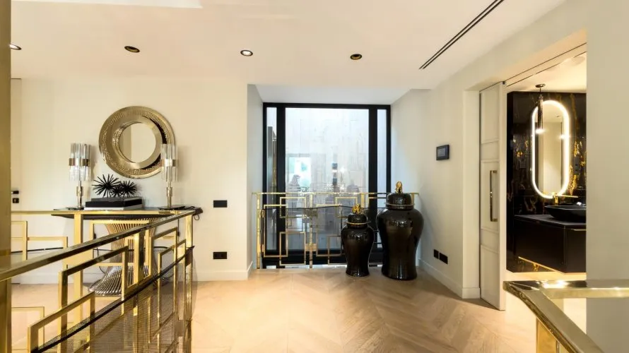 Villa de 4 chambres à Pozuelo de Alarcon, Espagne No. 2624 № 6