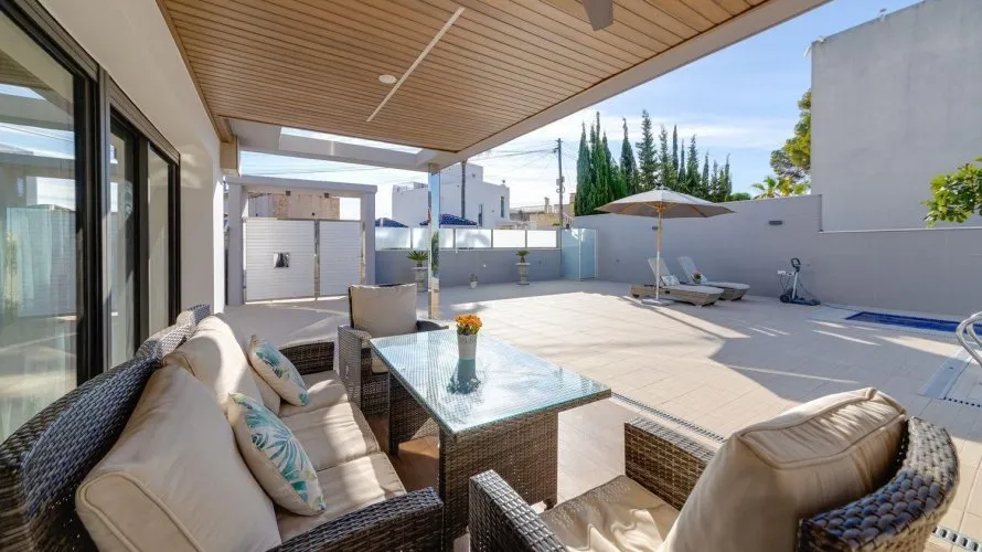 Villa de 461m² à Torrevieja, Espagne No. 2244 № 25