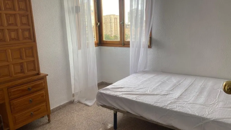 Apartment de 2 chambres à Alicante, Espagne No. 2176 № 10