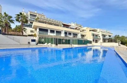 Penthouse de 2 chambres à Alicante, Espagne No. 2296