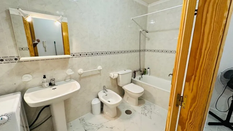 Apartment de 2 chambres à Torrevieja, Espagne No. 2956 № 11
