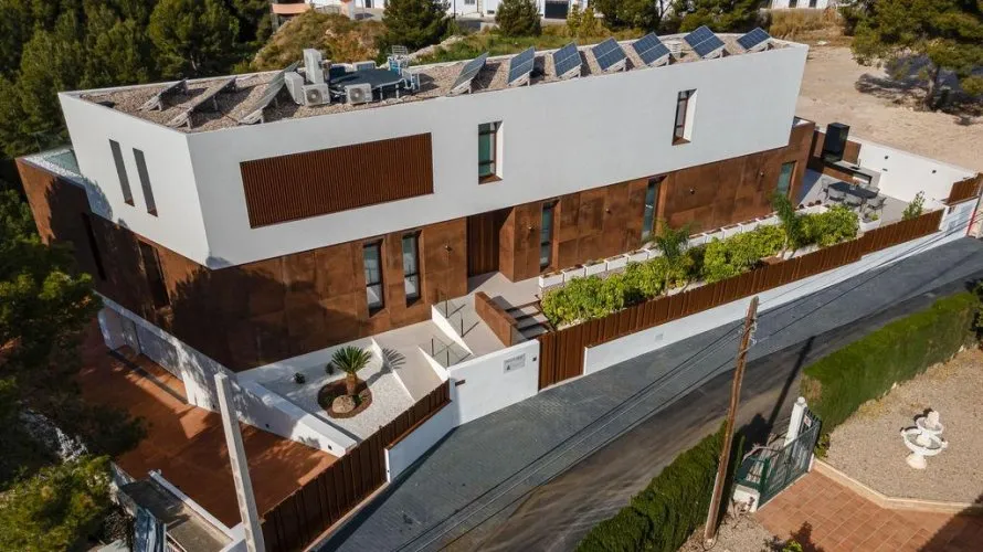 Villa de 4 chambres à Benidorm, Espagne No. 2924 № 8