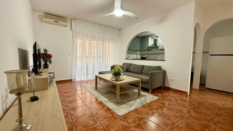 Apartment de 2 chambres à Torrevieja, Espagne No. 2935 № 22