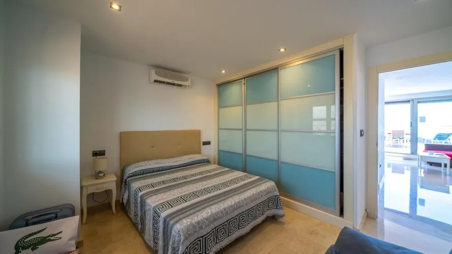 Penthouse de 2 chambres à Alicante, Espagne No. 2739 № 18