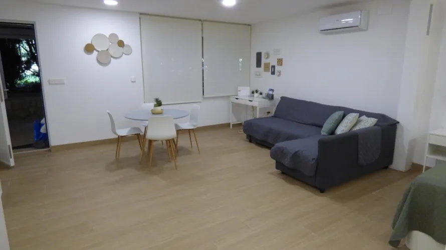 Commercial property de 50m² à Alicante, Espagne No. 2946 № 1