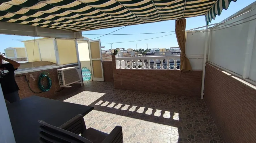 Bungalow de 2 chambres à Torrevieja, Espagne No. 2964 № 8