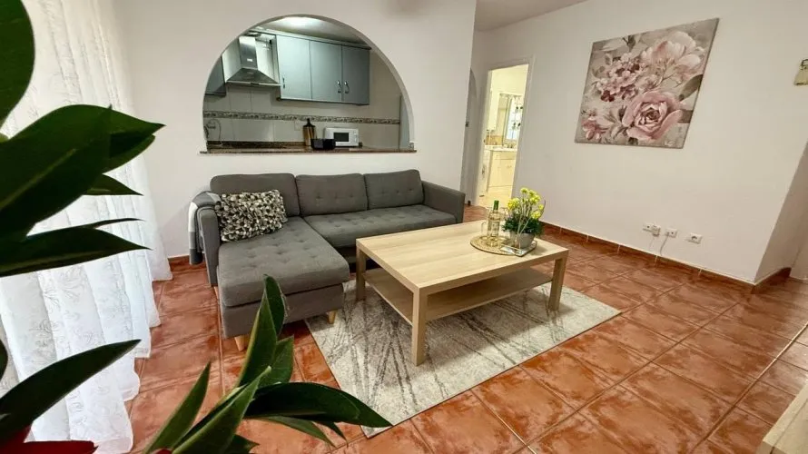 Apartment de 2 chambres à Torrevieja, Espagne No. 2935 № 18
