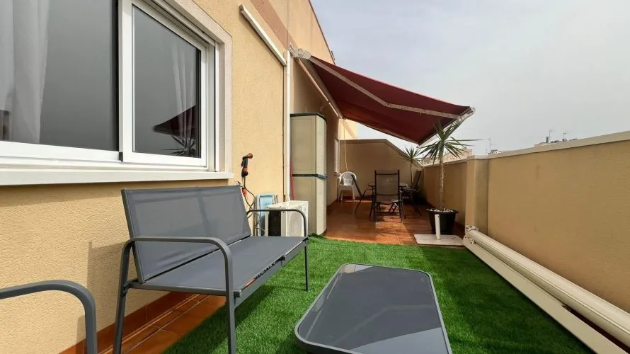 Penthouse de 2 chambres à Torrevieja, Espagne No. 2960