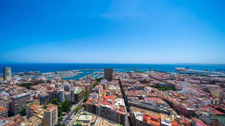 Penthouse de 2 chambres à Alicante, Espagne No. 2739