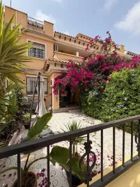 Bungalow de 3 chambres à Torrevieja, Espagne No. 3132