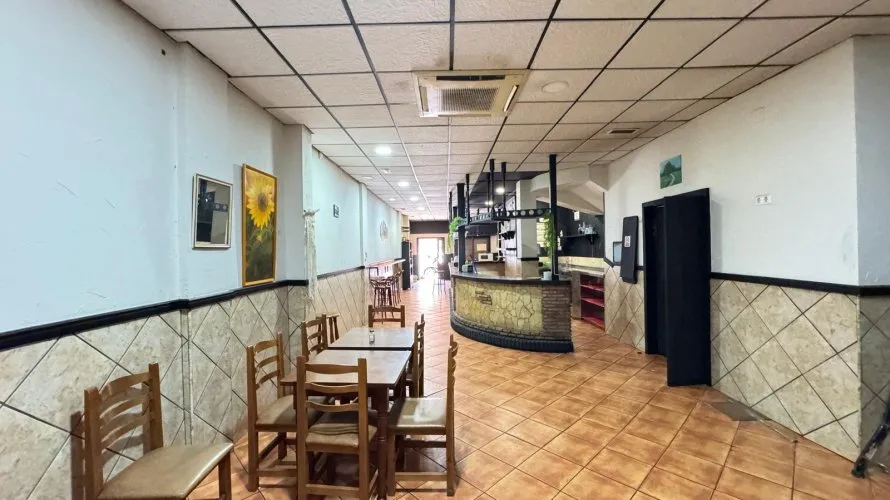 Commercial property de 159m² à Torrevieja, Espagne No. 2947 № 12