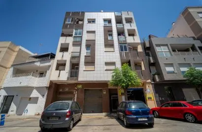 Apartment de 2 chambres à Torrevieja, Espagne No. 2955